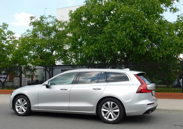 Volvo V60 cena 72222 przebieg: 197000, rok produkcji 2019 z Siewierz małe 16